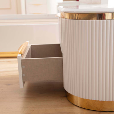 Eward Right Nightstand
