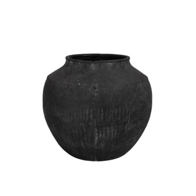 Vase en terre cuite noir