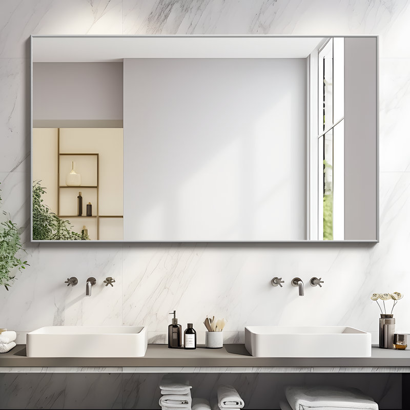 Miroir suspendu Kinkaid, Argent, 51 po x 31 po