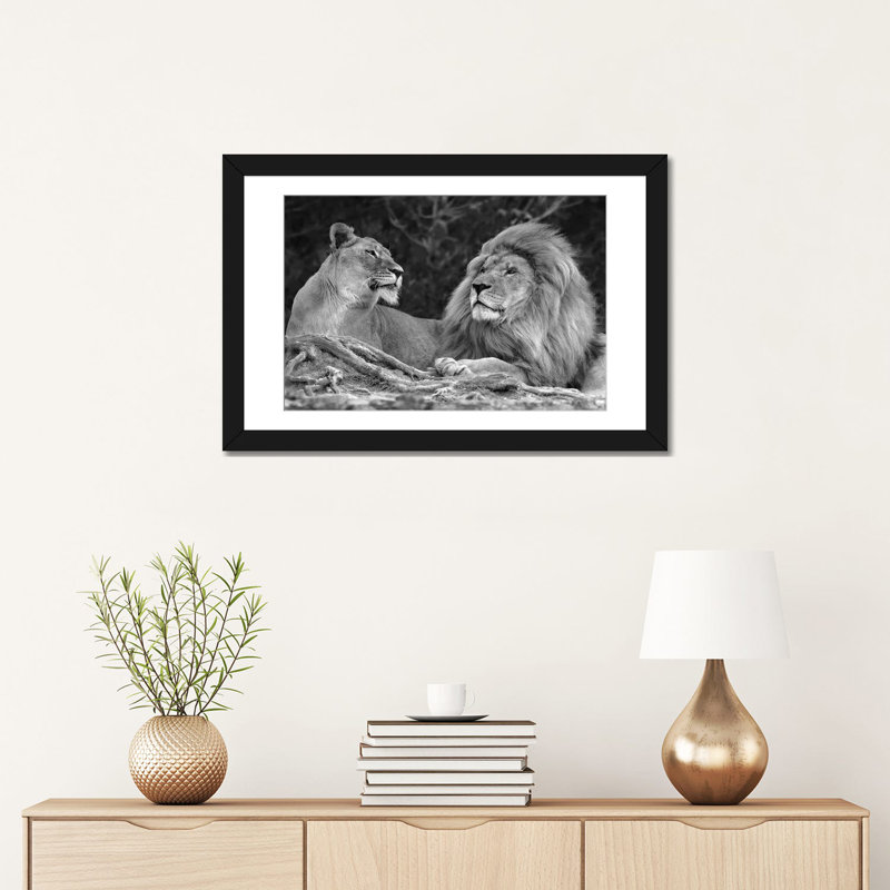 «Love», impression sur toile tendue, H 16 po x l 24 po x P 1 po, Papier d'art encadré noir, Blanc