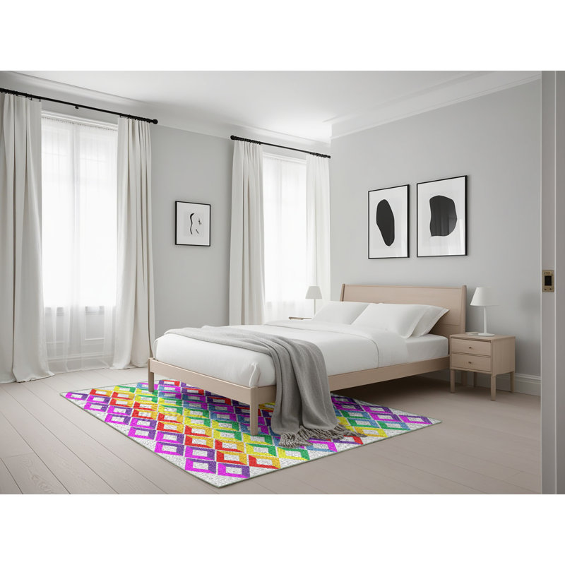 Tapis rose / rouge / jaune à motif géométrique Thainara, Rectangle 5 pi x 7 pi