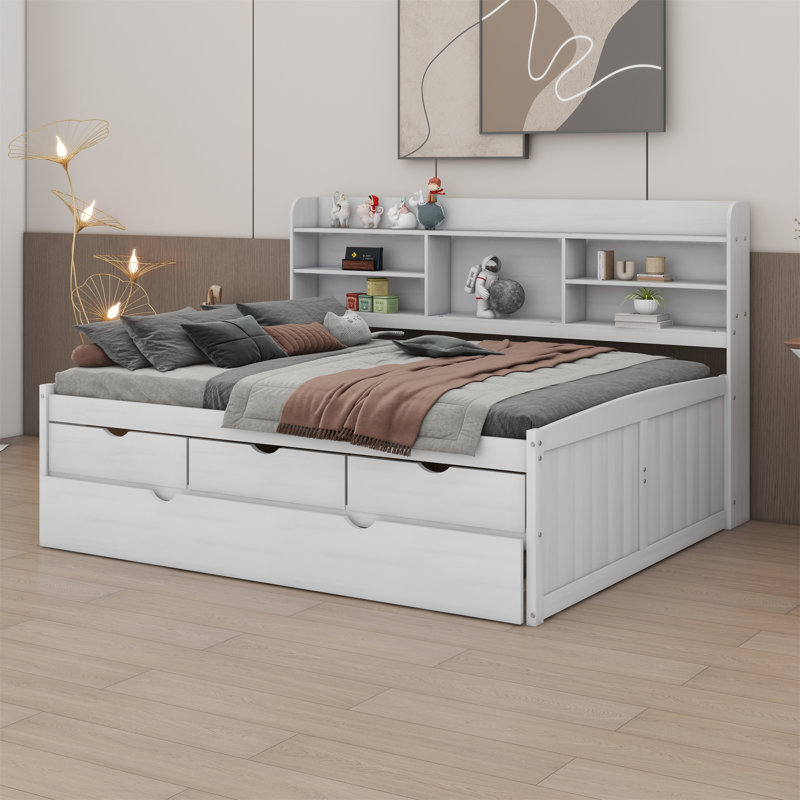 Breanne Daybed