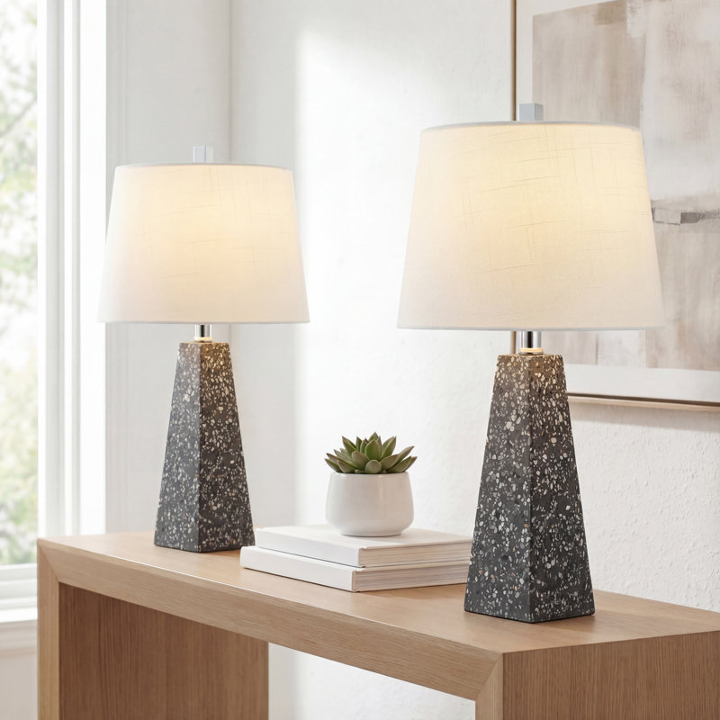 Lampe de table en résine Jiliana, Terrazzo gris foncé