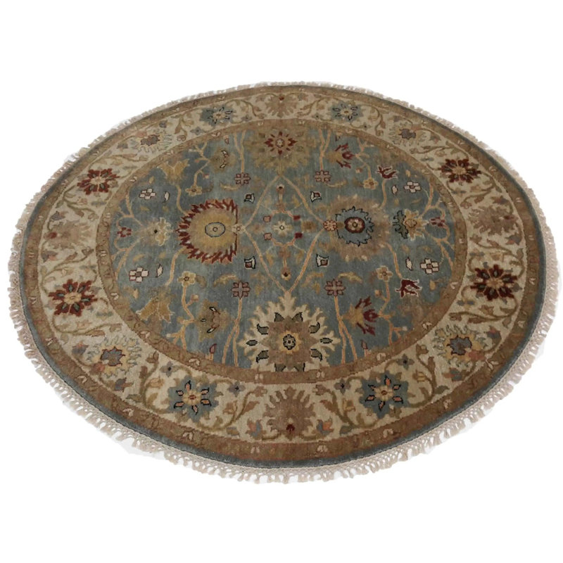 Katherinne Oriental Area Rug in Gray
