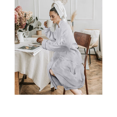Beley Fleece Girl / Woman+ Mid-Calf Bathrobe with Pockets
