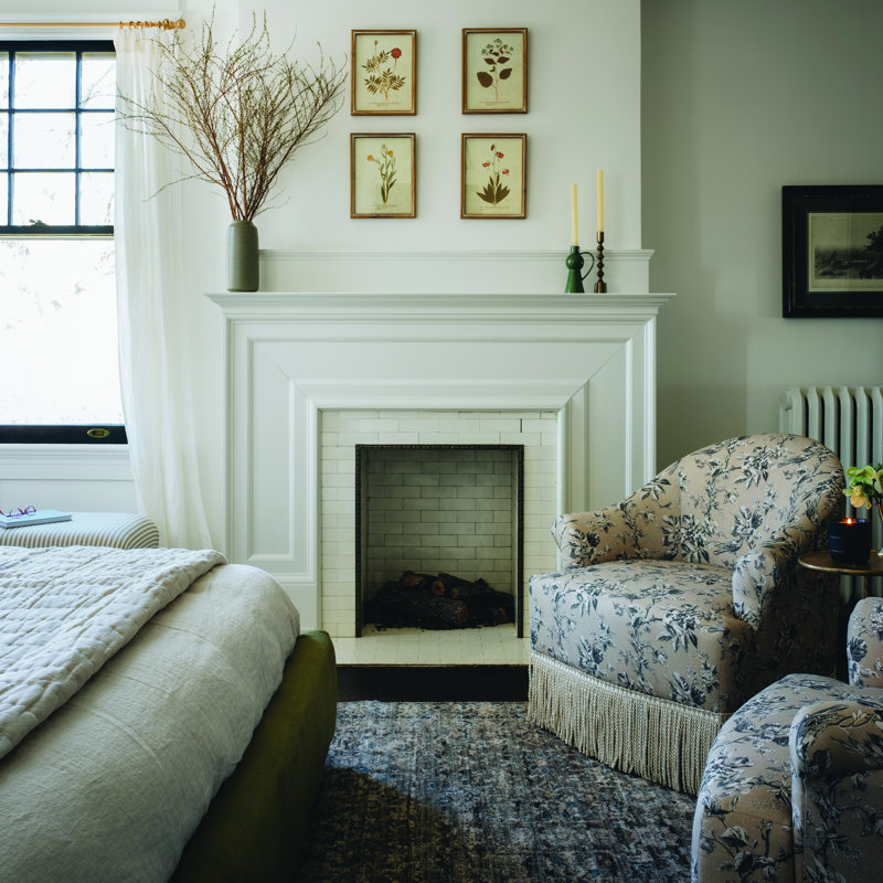 Marie Swivel Chair, Francie Cream