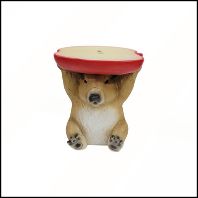 Tabouret/table d'appoint/figurine décorative de 35,5 cm représentant un capybara tenant une tranche de pomme. Parfait pour une table basse, un patio, un jardin ou une véranda.
