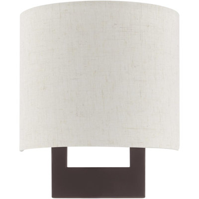 Applique murale bronze 1 lumière ADA avec abat-jour en tissu avoine fabriqué à la main - 1 lumière