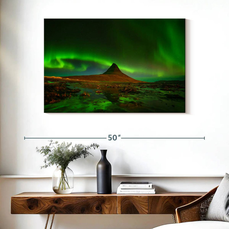 Alvord Kirkjufell Aurora, H 26 po x l 39 po