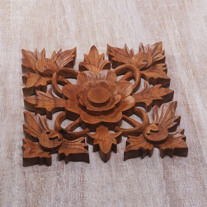 Panneau de suspension mural en bois lotus shield