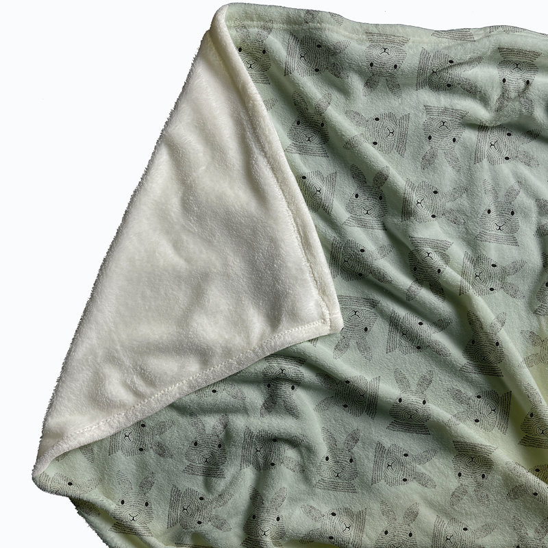  Couverture en molleton Criss Cross, 60 po x 80 po, Vert