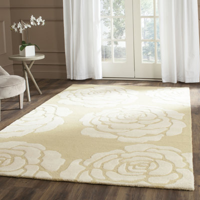 Cannen Hand Tufted Wool Floral Rug