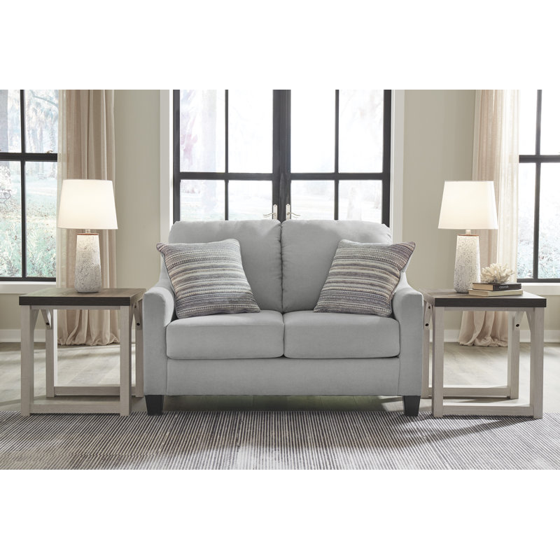 Kaylnn Loveseat