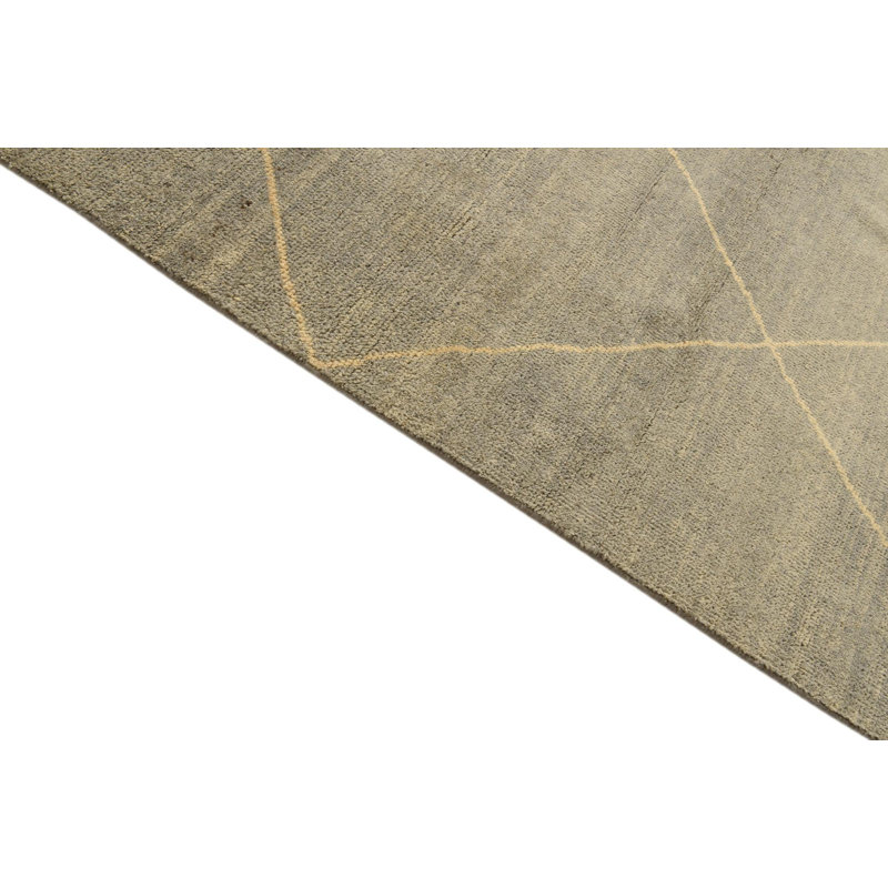 Iniguez Light Gray Rug