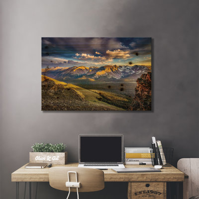 États-Unis, Colorado, parc national des montagnes Rocheuses. Paysage de montagne et de vallée au coucher du soleil. par Jaynes Gallery, impression sur bois sans cadre