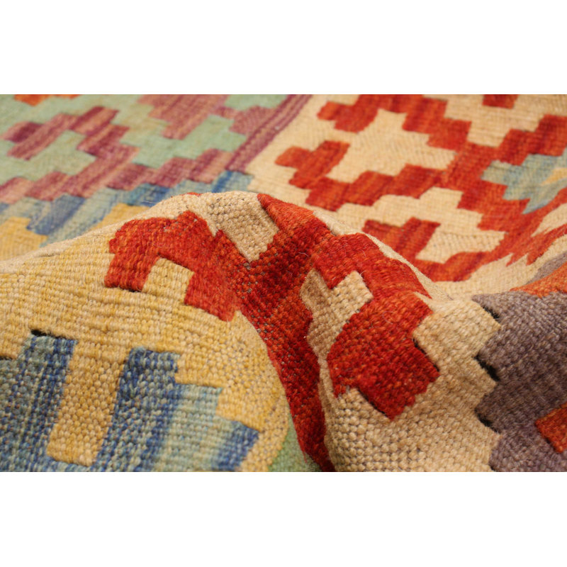 Tapis rouge unique 4 pi 11 po x 6 pi 7 po Pratolina