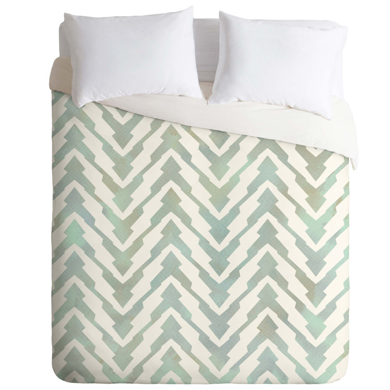 Georgiana Paraschiv Modern & Contemporary Chevron / Zig Zag Duvet Cover, Queen Duvet Cover