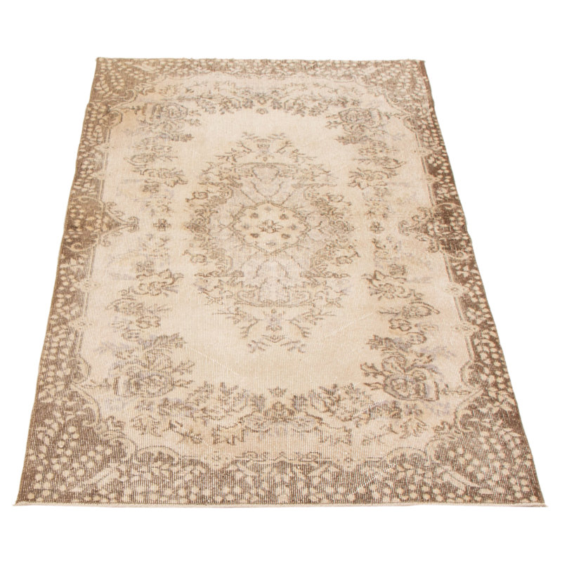 Tapis crème rétro 3 pi 9 po x 7 pi 6 po, Rectangle 3 pi 9 po x 6 pi 11 po