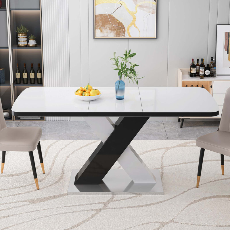 Table de salle à manger extensible carrée
