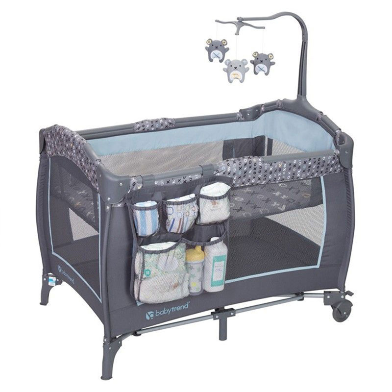 Lil Snooze Bassinet with Mattress and Stand