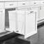 Poubelle coulissante en acier blanc Rev-A-Shelf avec poubelle simple pour armoires de cuisine-102379098-94094715-102379097