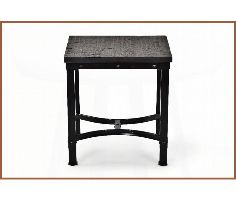 Table basse rustique avec surface de bloc de boucher vieillie et amp; Pieds en fer foncé - s'harmonise avec n'importe quel décor