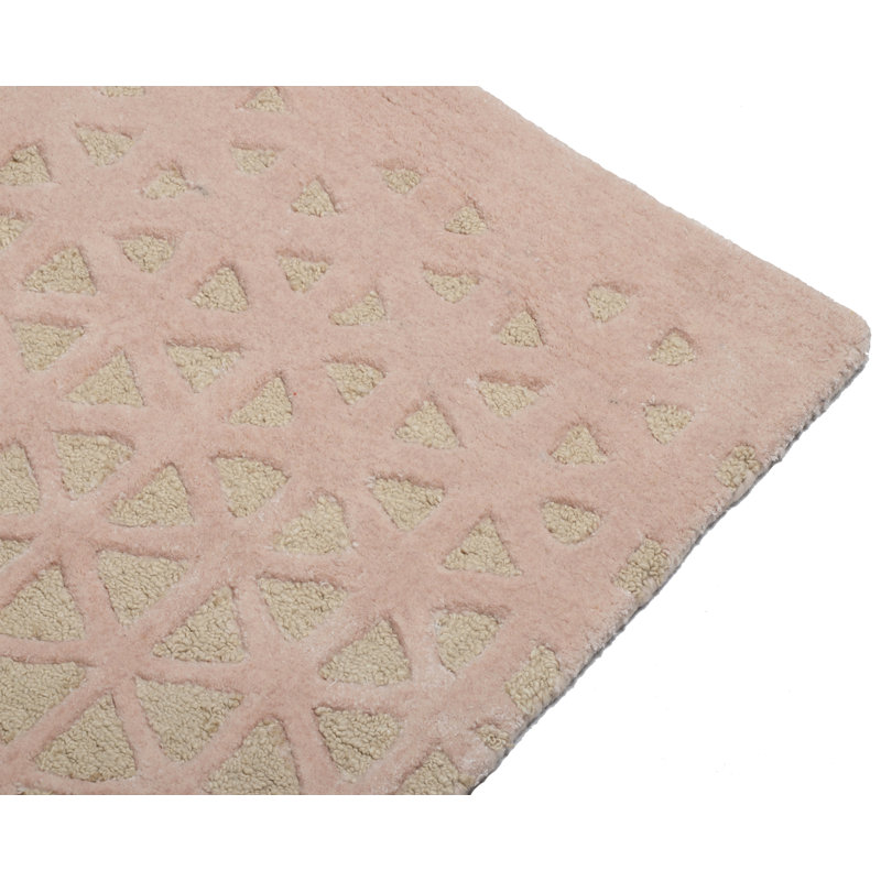 Pearly Geometric Area Rug in Beige/Pink, Rectangle 8' x 10'