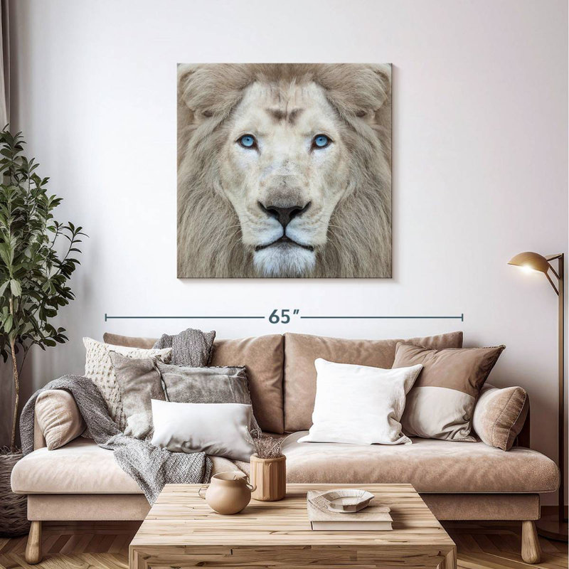 Brampt Exotic Lion, 39" H x 39" W