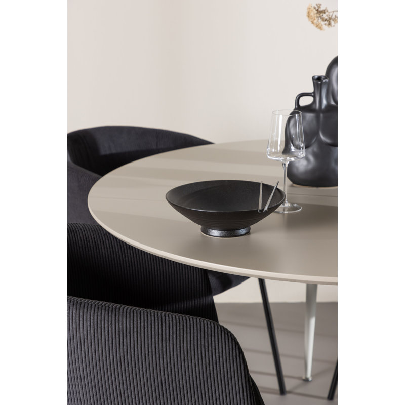 Arelious 4 - Person Dining Set