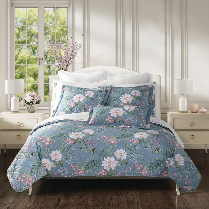 SAVANNAH KING/CAL KING 3PC. QUILT SET, King Quilt + 2 King Shams