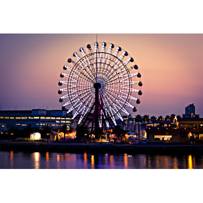 Ferris Wheel In Kobe - Wrapped Canvas Print