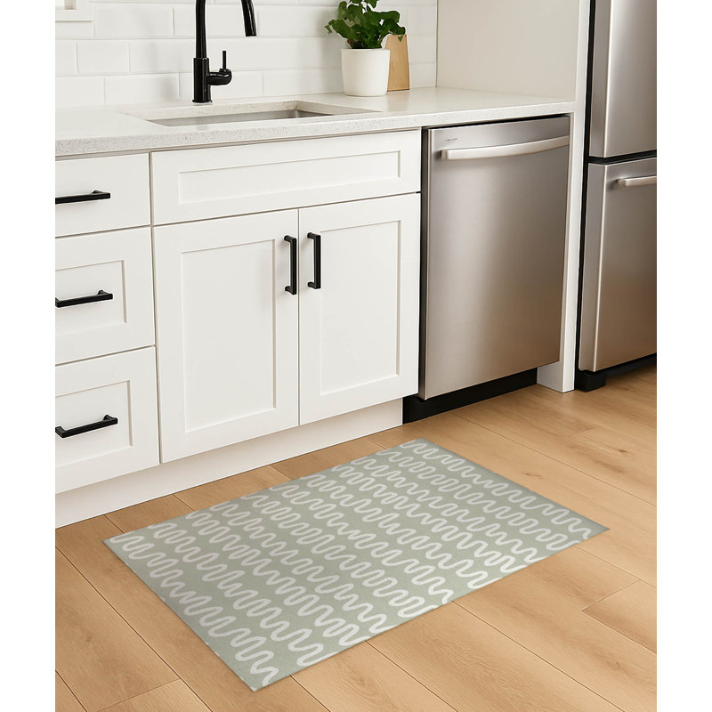 Wiggle Stripe Lightweight Non-Slip Kitchen Mat, Light Green, Rectangle 5' x 7'