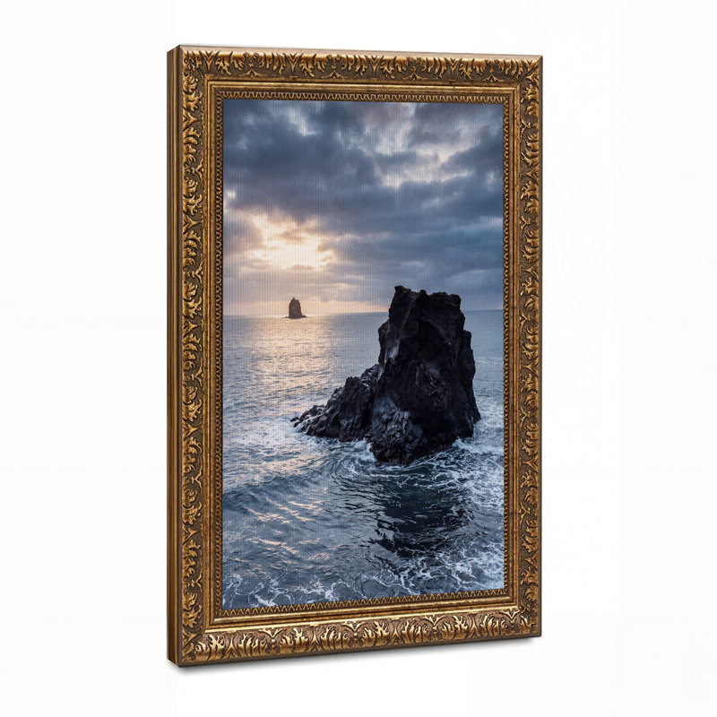 «Dark Rock Formation in Ocean at Sunset», art mural sur toile, H 24 po x l 16 po