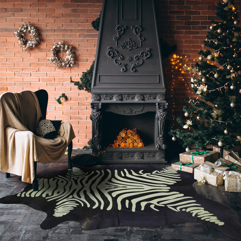 Tapis en peau de vache zèbre sur fond noir, Nouveauté 5 pi 8 po x 6 pi 7 po