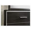 Table de chevet en bois massif gris chaud avec 3 tiroirs et port de chargement USB