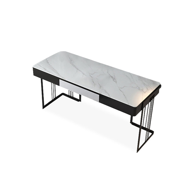 Bureau rectangulaire noir fabriqué avec 1 tiroir, H 29,53 po x l 62,99 po x P 23,62 po