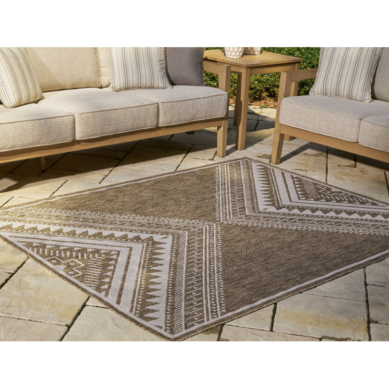 Tapis 5 pi x 7 pi Akbez