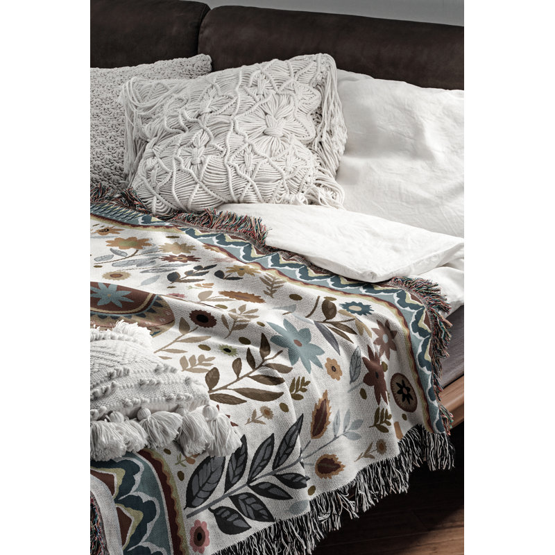 Jeté en mélange de coton Cece Elephant, Beige / bleu / blanc cassé, L 70 po x l 50 po