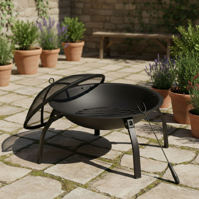 Outdoor Foldable Wood-burning Brazier: Made Of Black Round Iron, Heat-resistant And Non-deformable, Easy To Store And Carry, Suitable For Various Outdoor Leisure Scenarios.