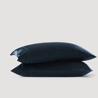 2 taies d'oreiller 100% satin de luxe standard de couleur bleu minuit, à texture lisse, à extrémités ouvertes, au toucher soyeux et frisottis doux pour les cheveux,