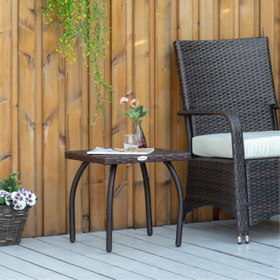 Outdoor PE Wicker Side Table, Small Square Rattan End Table, All-Weather Material Coffee Table For Garden, Balcony, Backyard, Brown