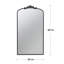 Miroir mural classique avec cadre d'inspiration baroque-731508202-729210945