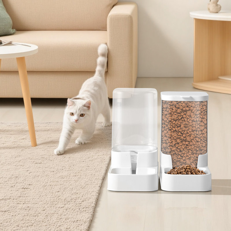 Hybrid Feeder/Toy