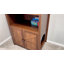 Enceinte de litière pour chat Farmhouse, armoire arquée en noyer avec double entrée latérale et 2 tablettes ouvertes