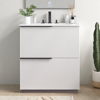 Meuble-lavabo cannelé de 30 po avec lavabo en céramique - Tiroirs à fermeture en douceur à extension complète, glissières sous le comptoir, armoire de rangement moderne avec poignées noires élégantes pour la salle de bain