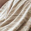 Couverture en mélange de coton-122781338-122781340