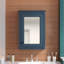 Armoire à pharmacie murale de 20 po avec miroir - Armoire de rangement de salle de bain bleue avec tablette réglable, porte à fermeture en douceur, bois massif et panneau de fibres à densité moyenne - Économiseur d'espace au-dessus de la toilette