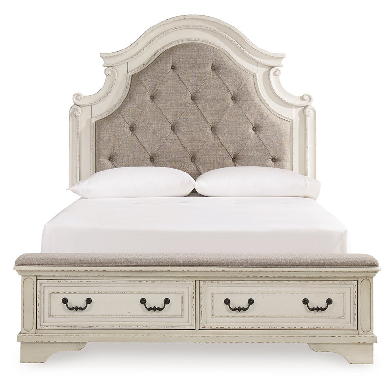 Realyn Upholstered Bed, Queen