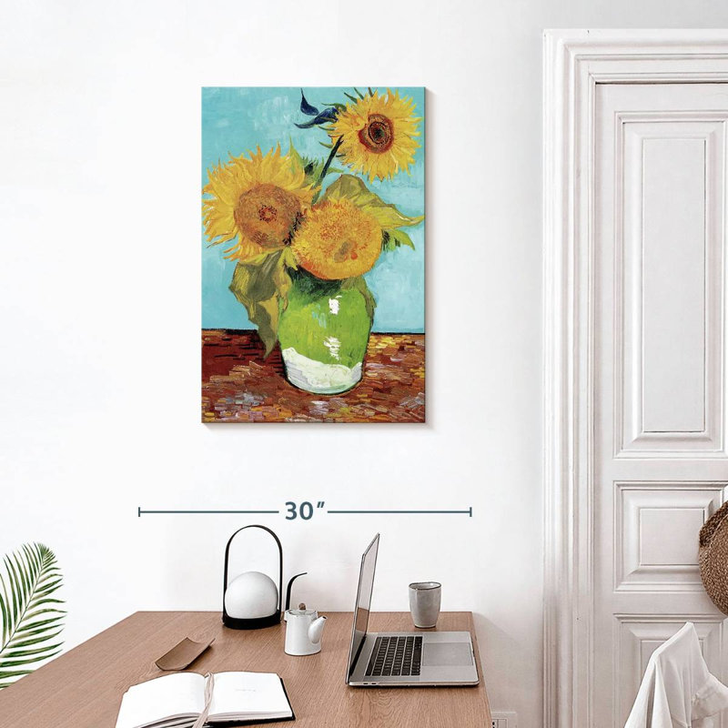 Vase Harnek avec trois tournesols, H 30 po x l 20 po