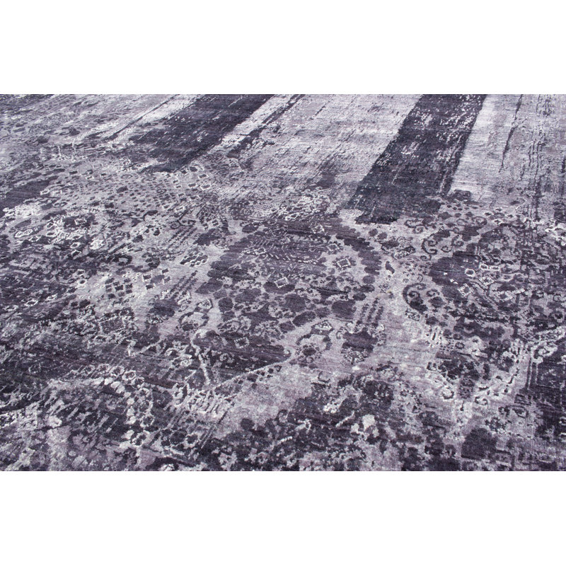 Avant-Garde Hand Knotted Area Rug in Purple